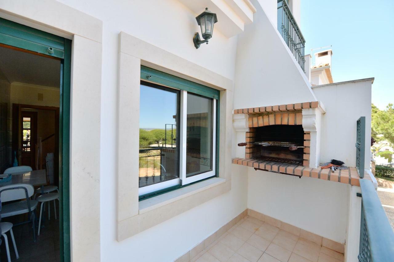 Townhouse Next To Falesia Beach Albufeira Eksteriør billede